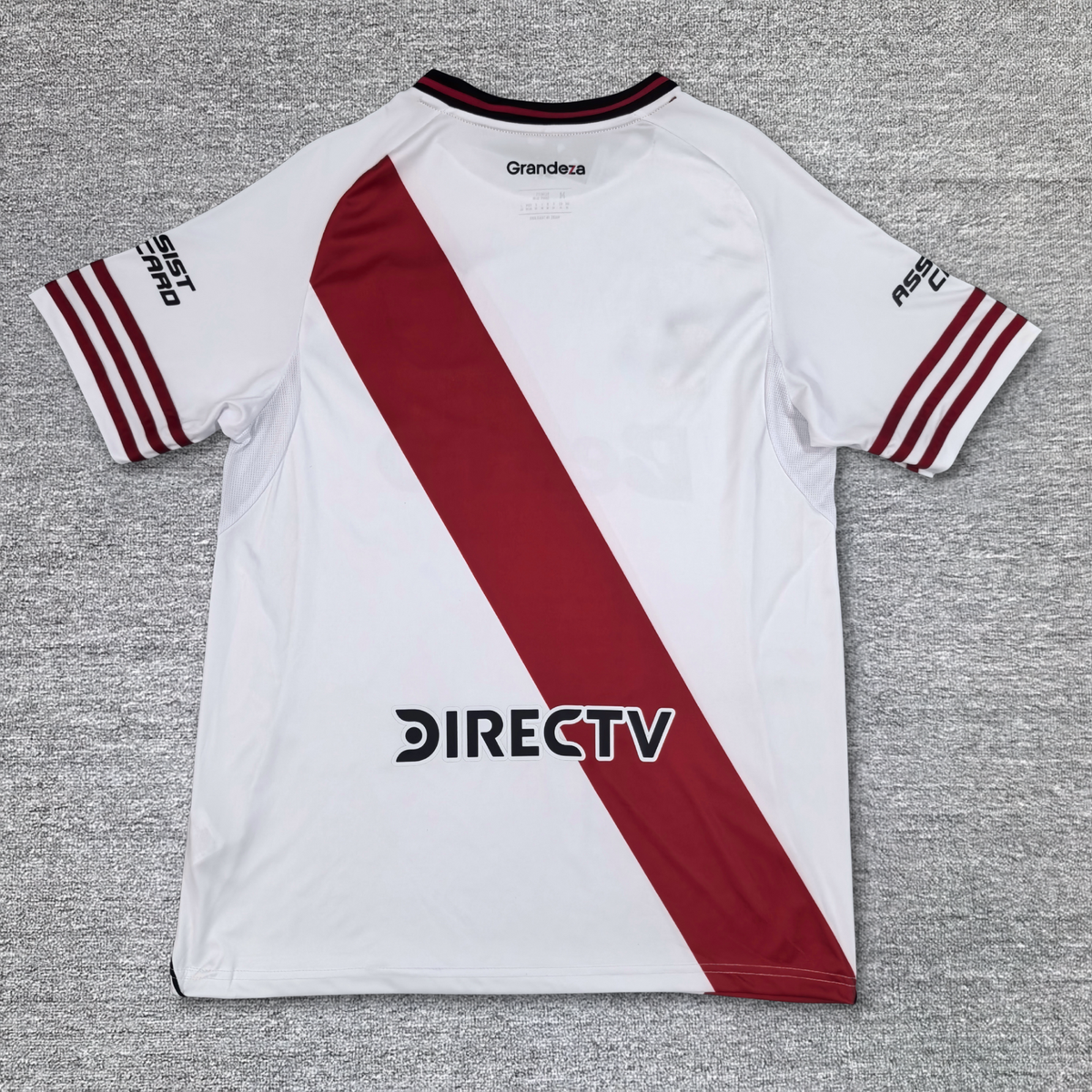 Maillot River Plate 2025-2026