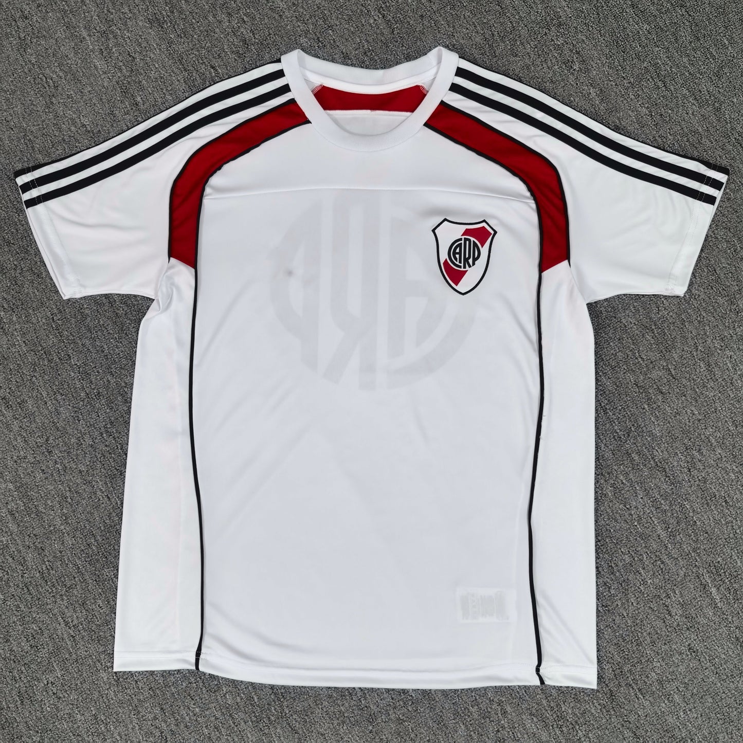 Maillot River Plate 2025-2026
