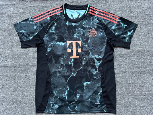 Maillot Bayern Munich Extérieur 24/25