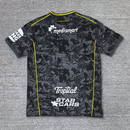 Maillot Deportivo Saprissa X Batman 2025-2026